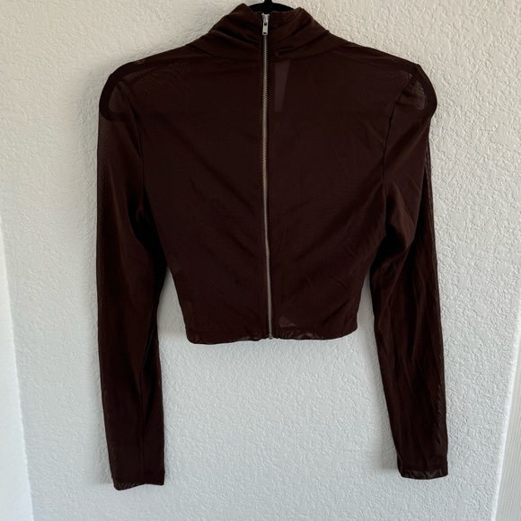 Revolve Bardot Aliyah Top Going Out Top Mesh - Picture 4 of 5